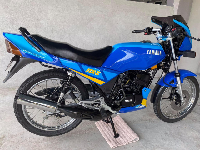 Xe tho Yamaha RXZ 135 duoc thu mua voi gia len toi 325 trieu dong - 9