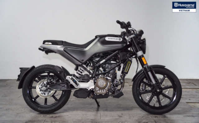 Husqvarna Svartpilen 401 va Svartpilen 200 chay hang khi vua toi Viet Nam - 3